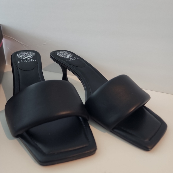 Vince Camuto Vernani Slide 12M - Picture 7 of 7